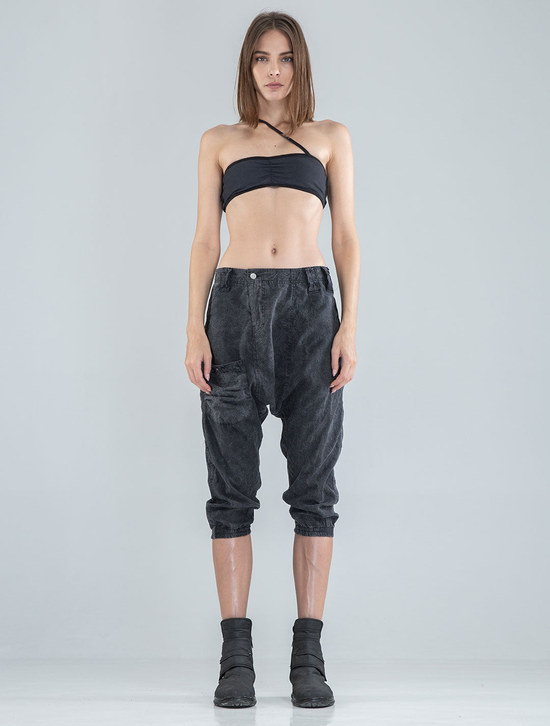 Aoki Unisex Low Crotch ¾ Pants
