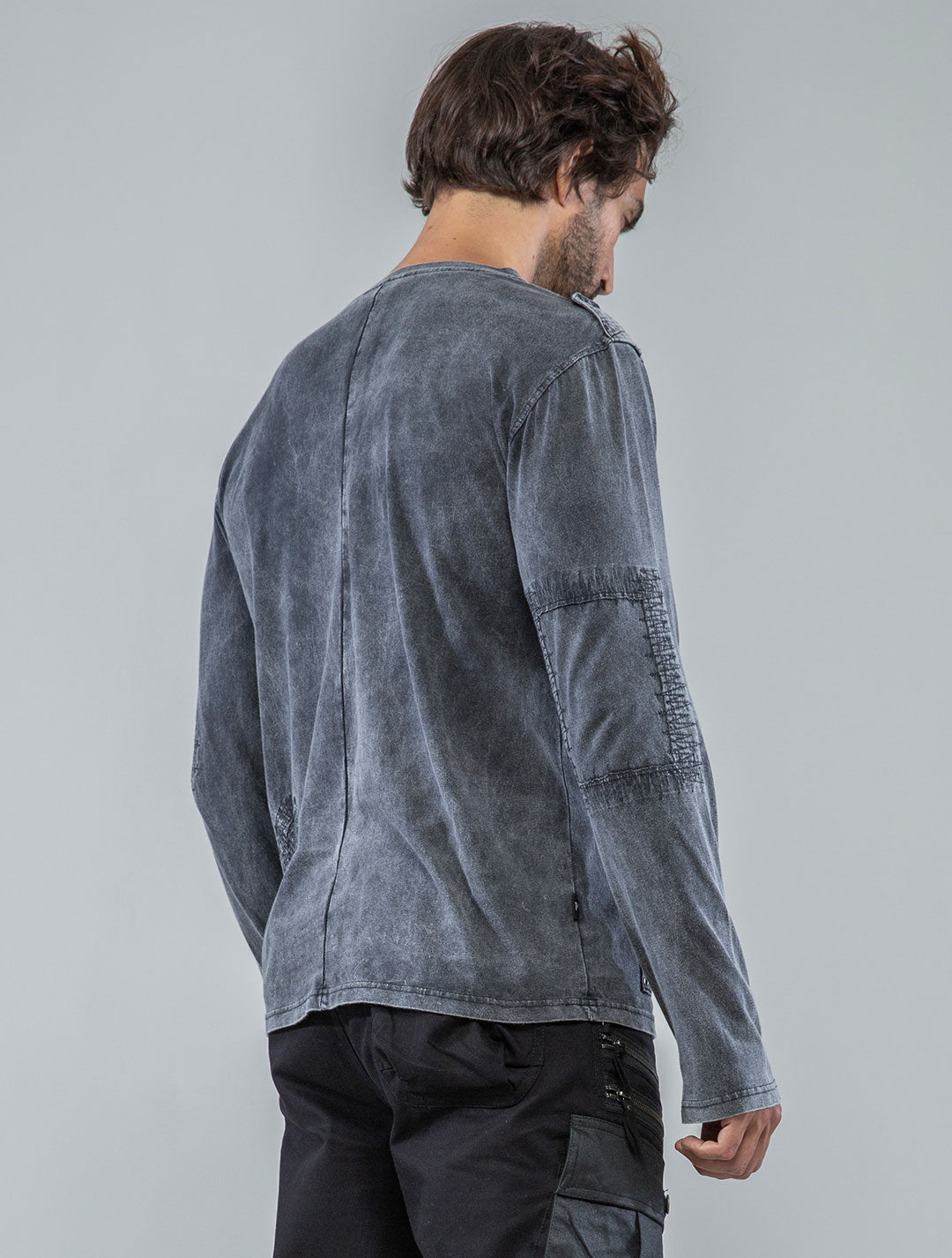 Control Long Sleeves Tee