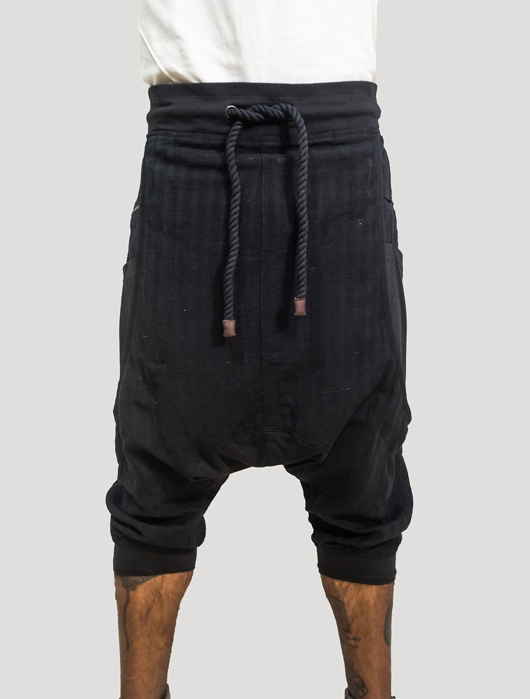 Black 'Shaolin' Linen Harem ¾ Shorts - Psylo Fashion