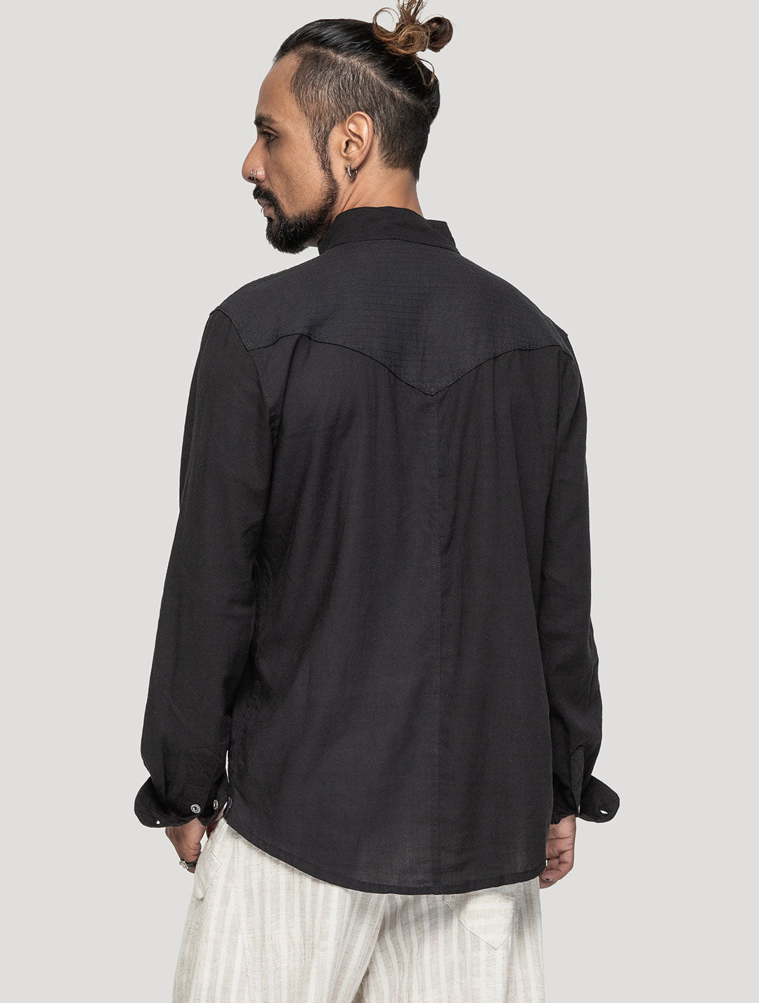 Black 'Tyr RMX' Long Sleeves Shirt - Psylo Fashion